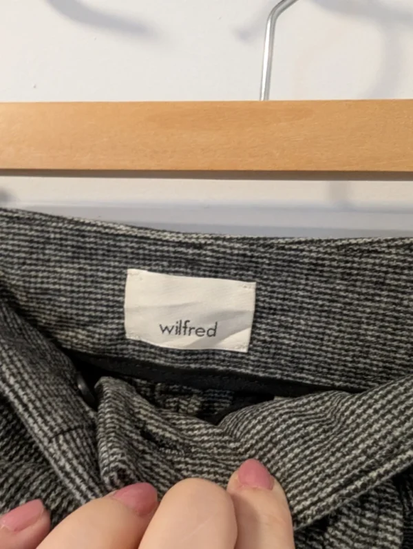 Image for Aritzia/Wilfred Pantalon Jallade Sz 4