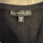 Thumbnail for Chandail noir Dynamite
