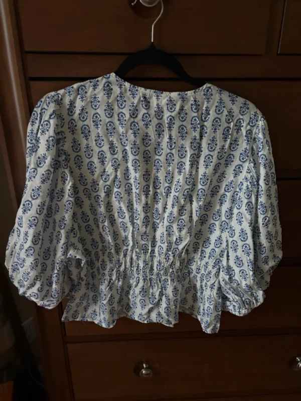 Image for Top blanc et bleu