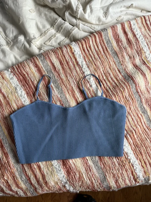 Featured image for Top bleu