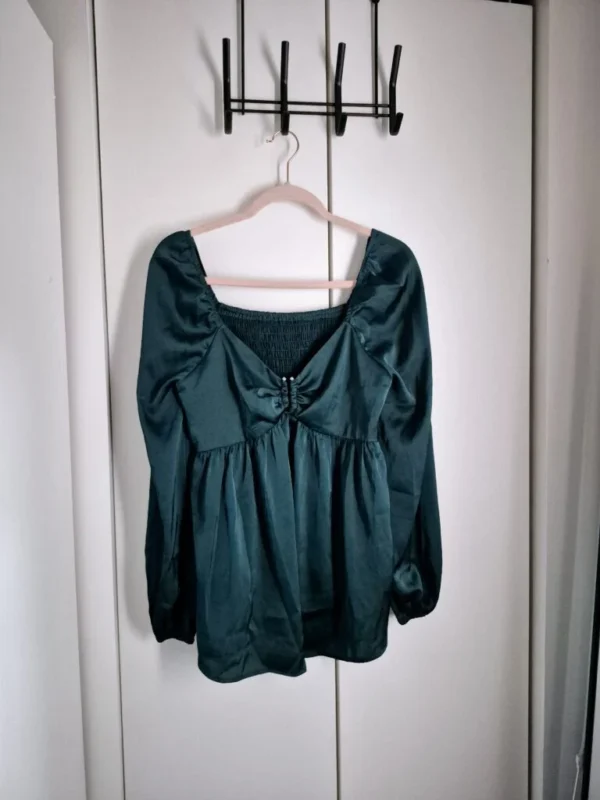 Featured image for Medium green jumper