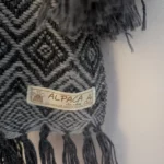 Thumbnail for Foulard en laine d'alpaca