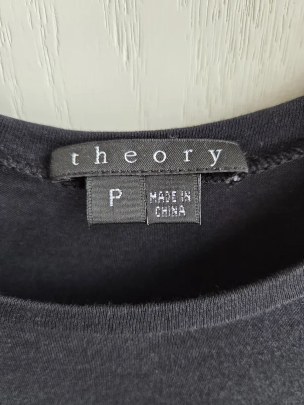 Image for Robe noire Theory