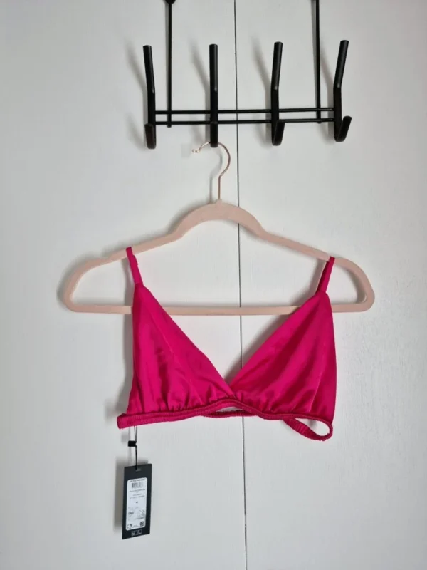 Featured image for Vero Moda medium top