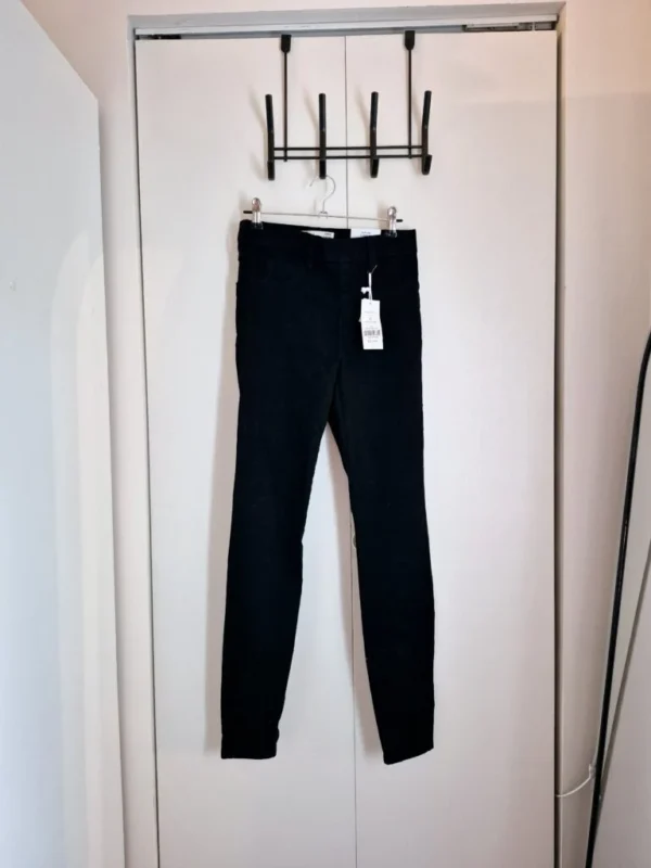 Featured image for Ardene high-waisted trousers XS