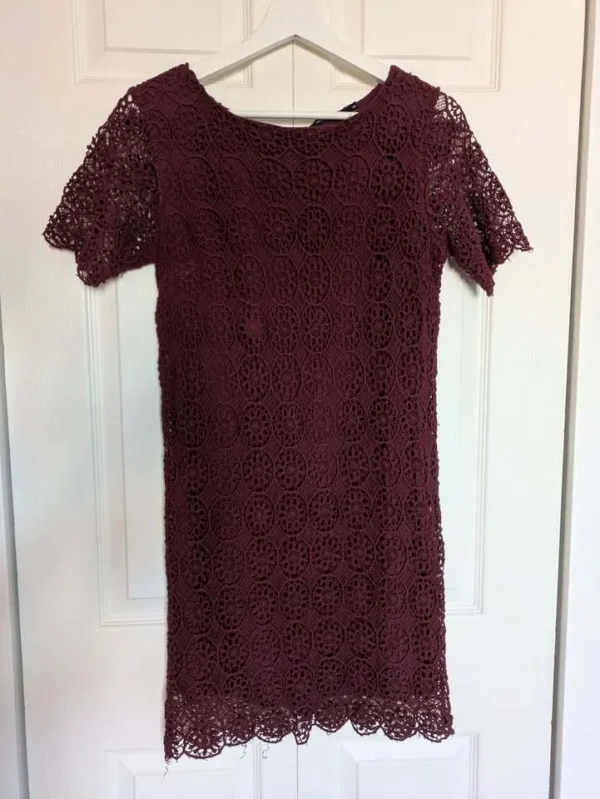 Featured image for Robe femme en crochet bordeaux Monoprix t.36 TBE