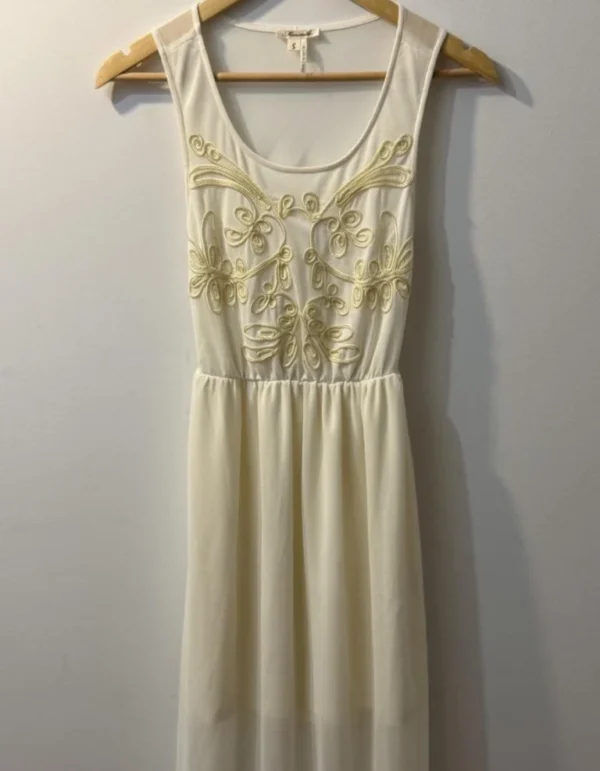 Featured image for Robe longue Boutique 1861