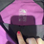 Thumbnail for Leggings pantalons de sport North Face mauve et noir