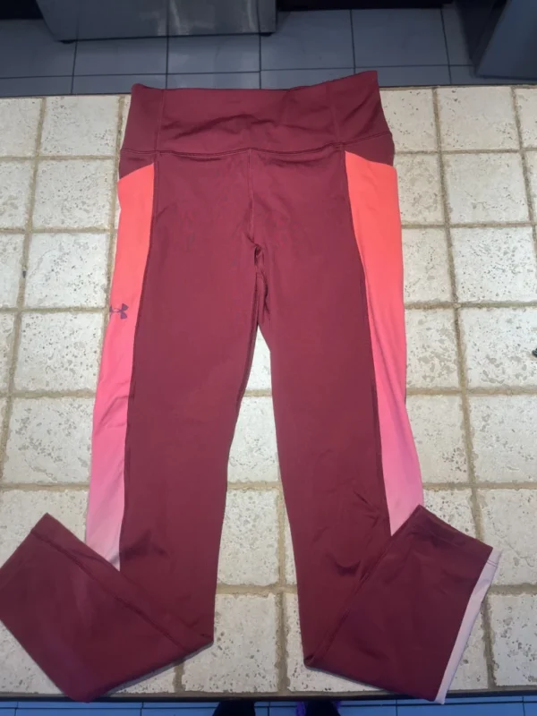 Featured image for Under Armour sports trousers leggings with pockets