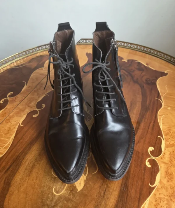 Featured image for Superb pair of Acne Studios ankle boots