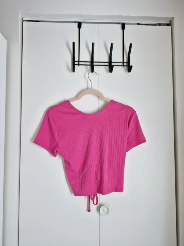 Featured image for Ardene pink T shirt Large