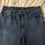 Featured thumbnail for Buffalo jeans