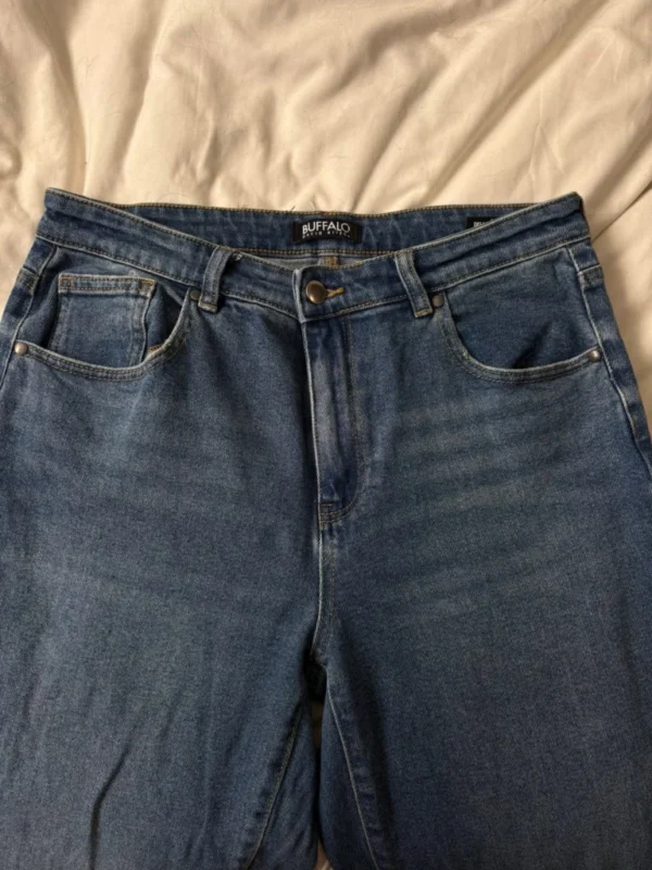 Featured image for Buffalo jeans