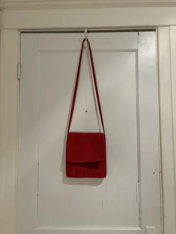 Featured image for Sac à bandoulière en cuir véritable rouge