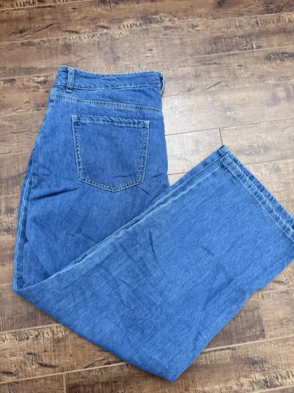Featured image for Womance XL jeans