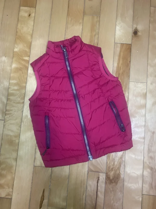 Featured image for Sleeveless mid-season coat