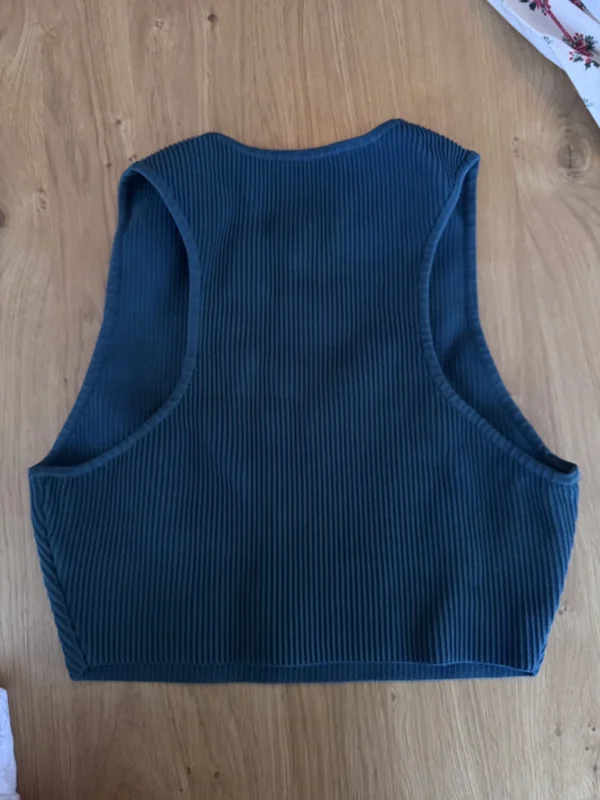 Image for Aritzia crop top