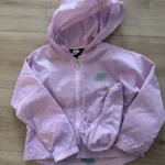 Featured thumbnail for Manteau Nike rose