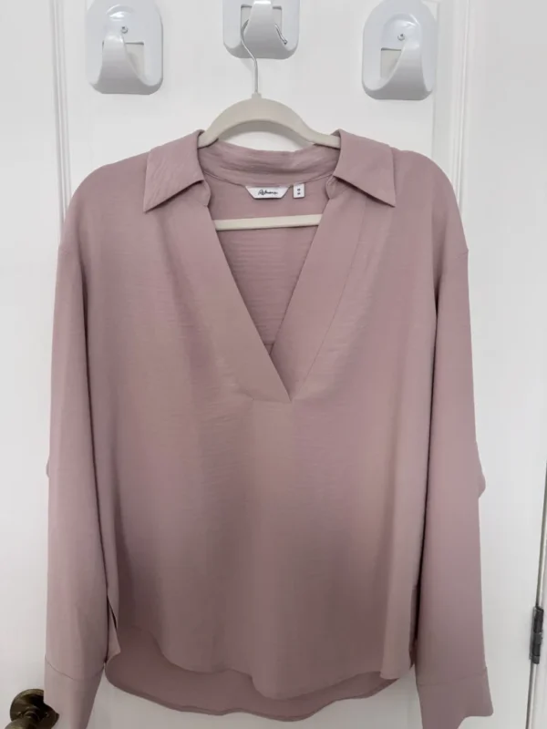 Featured image for Reitmans M blouse