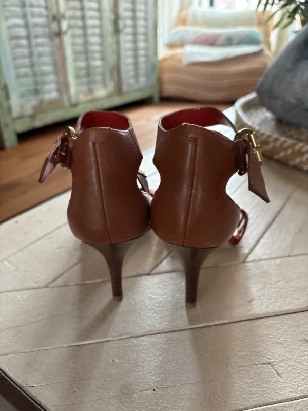 Image for Escarpins Guess neuve grandeur 6