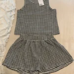 Featured thumbnail for Ensemble deux pièces pour filles (8-9 ans)
