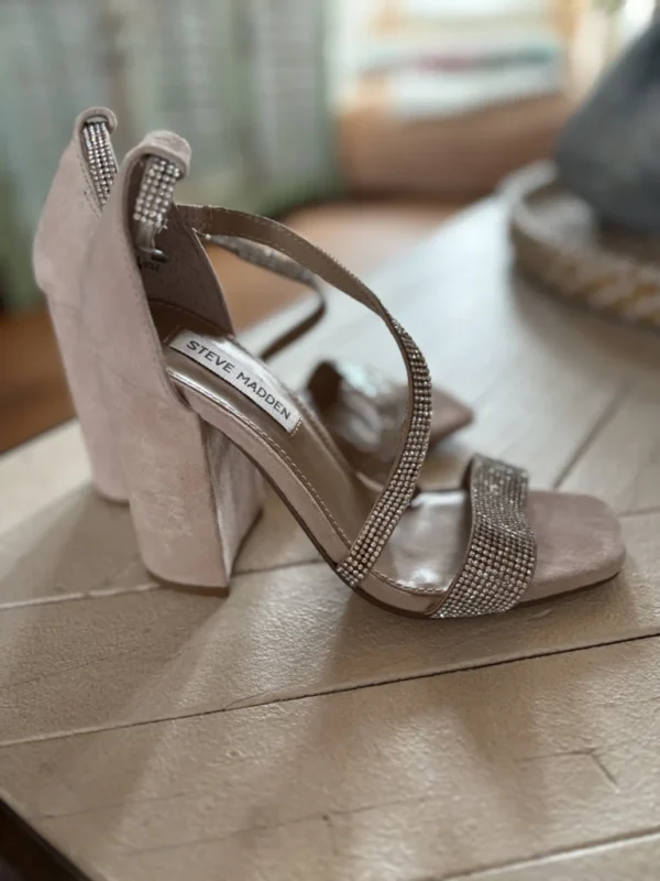 Image for Escarpins  chic grandeur 6 neufs