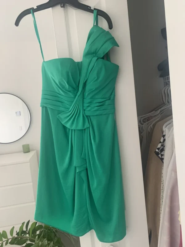 Featured image for Robe de soirée BCBG - Small