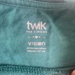 Thumbnail for Beautiful t-shirt