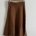 Featured thumbnail for Jupe évasée en tricot mi-longue