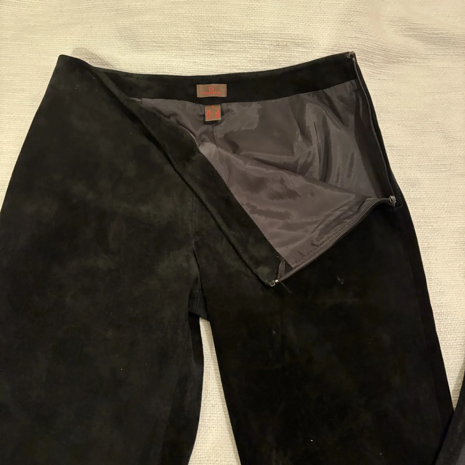 Image for Danier trousers in suede leather