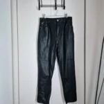 Featured thumbnail for Zara high-waisted trousers size 06 / 28