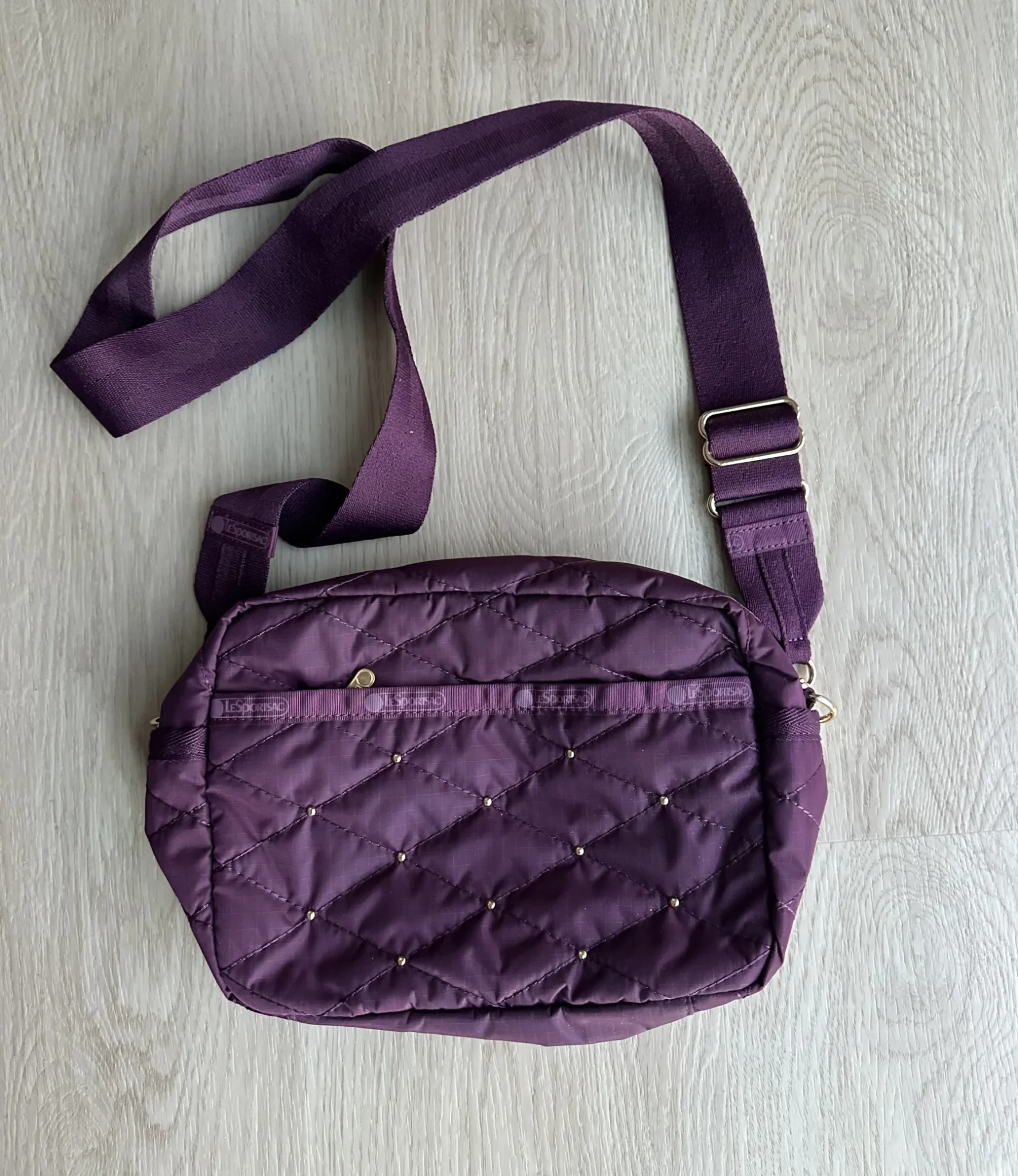 Featured image for LeSportSac Deluxe Crossbody