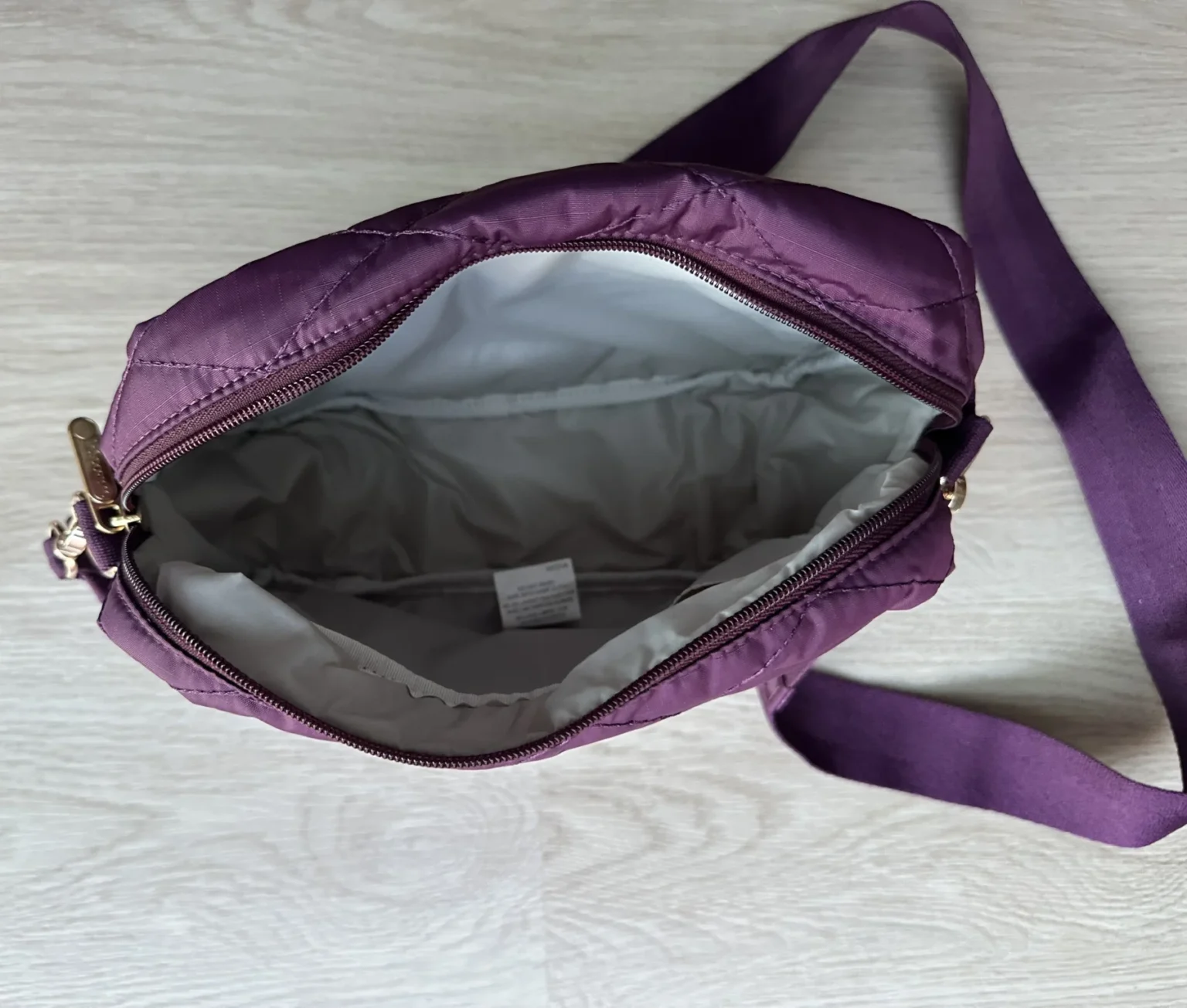 Image for LeSportSac Deluxe Crossbody