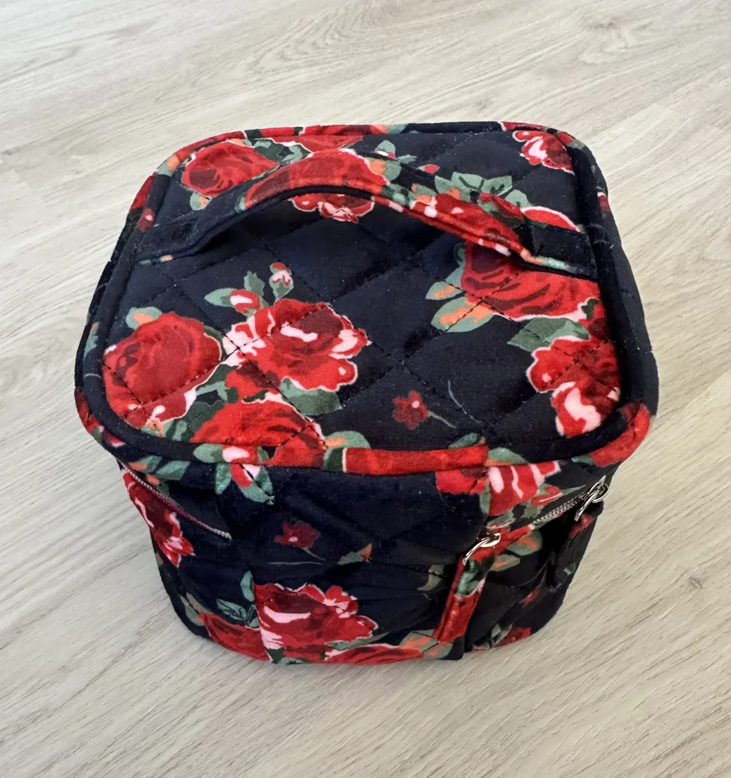 Image for Rouje Roses Vanity