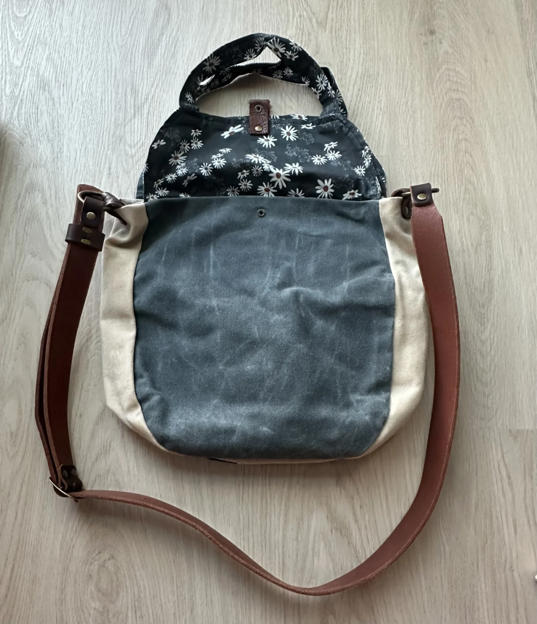 Image for Ragmaw New Crossbody