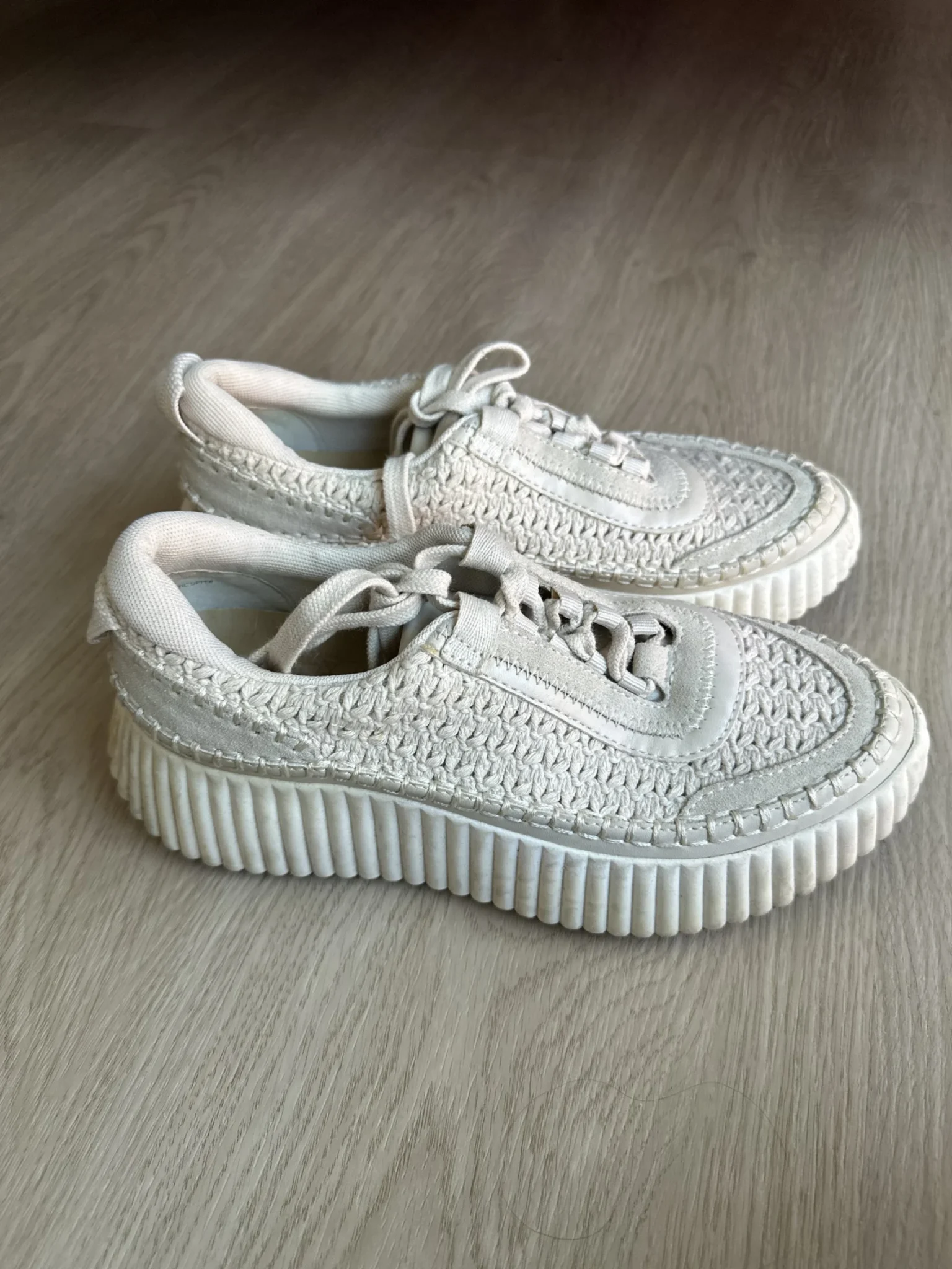Image for Dolce Vita Dolen Sneakers 6