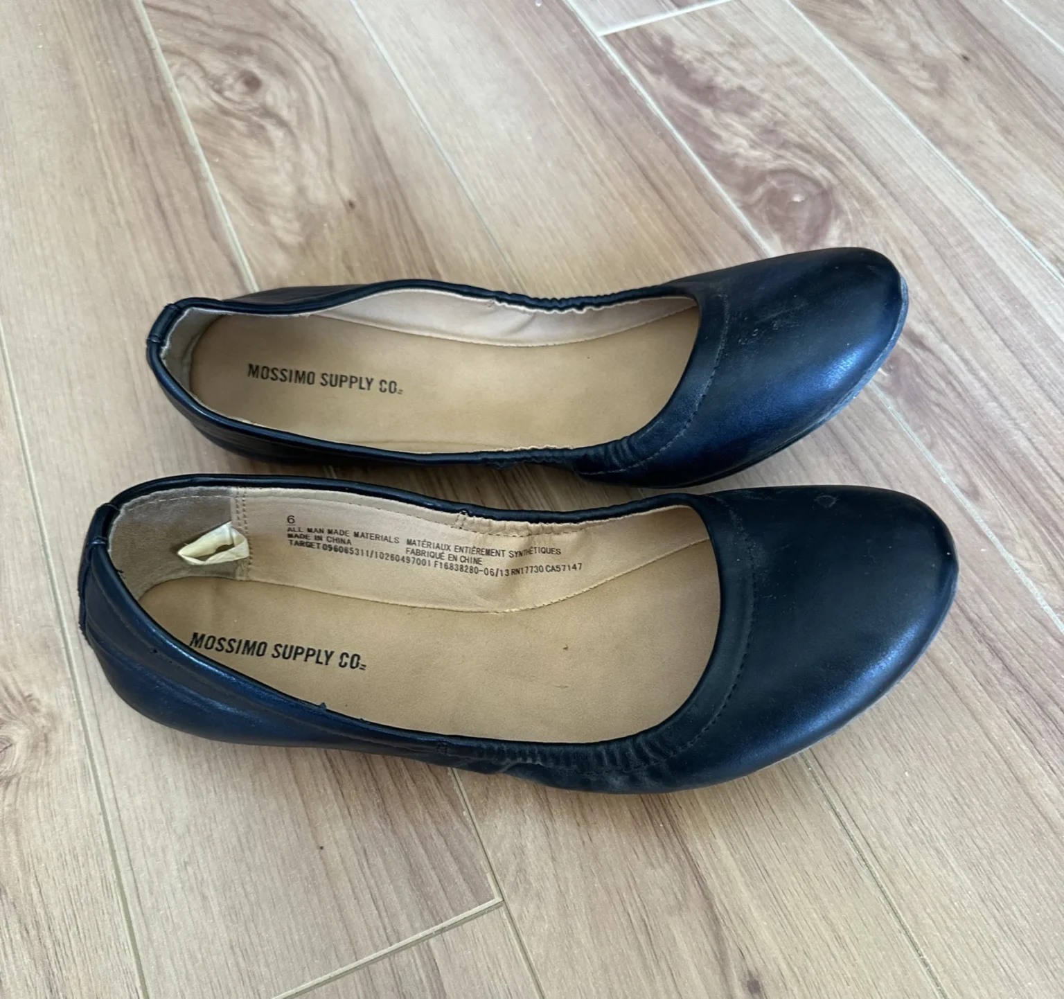 Image for Mossimo Supply Co. Flats 6