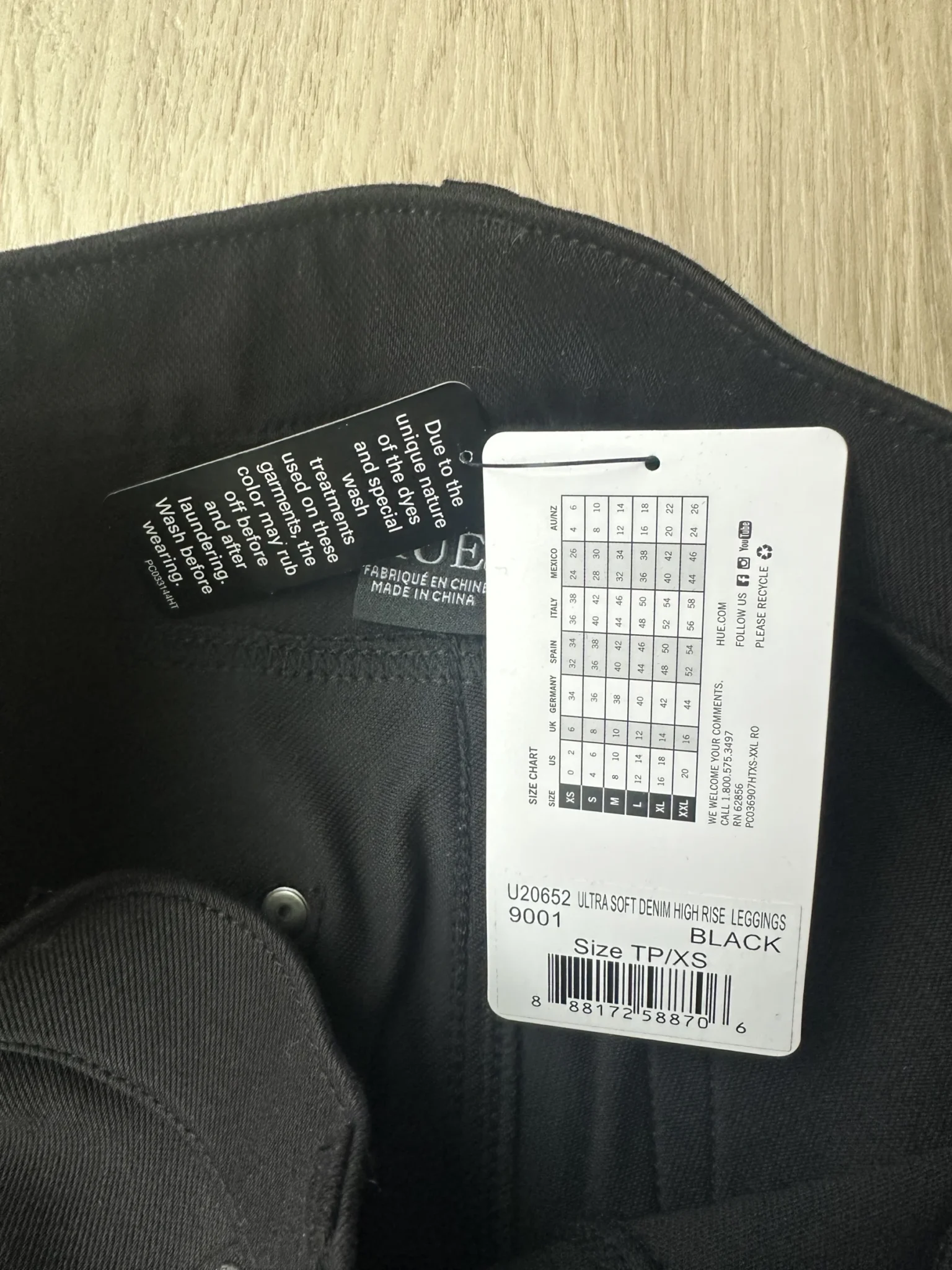 Image for Hue High-Rise Essential Jeggings XS