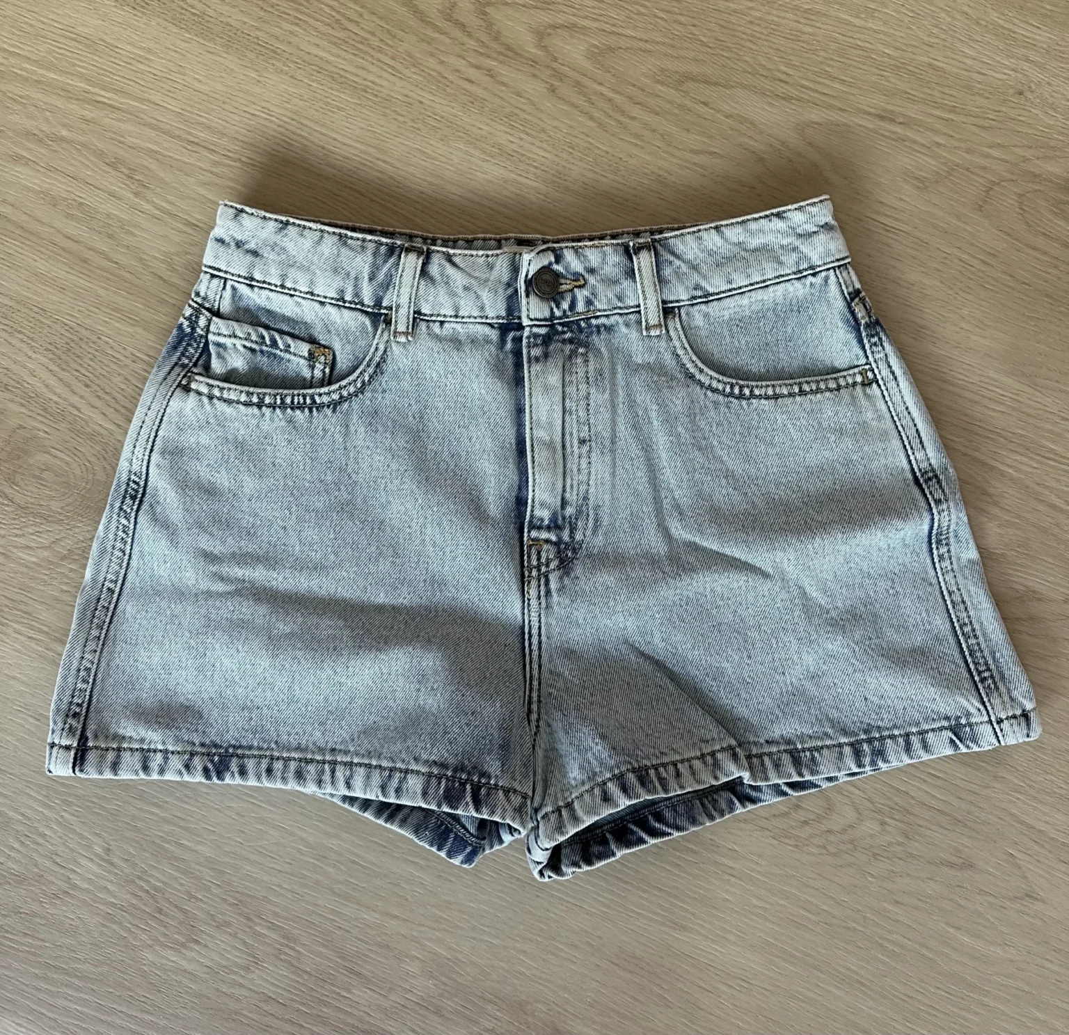 Featured image for Balzac Paris Triomphe Shorts 36