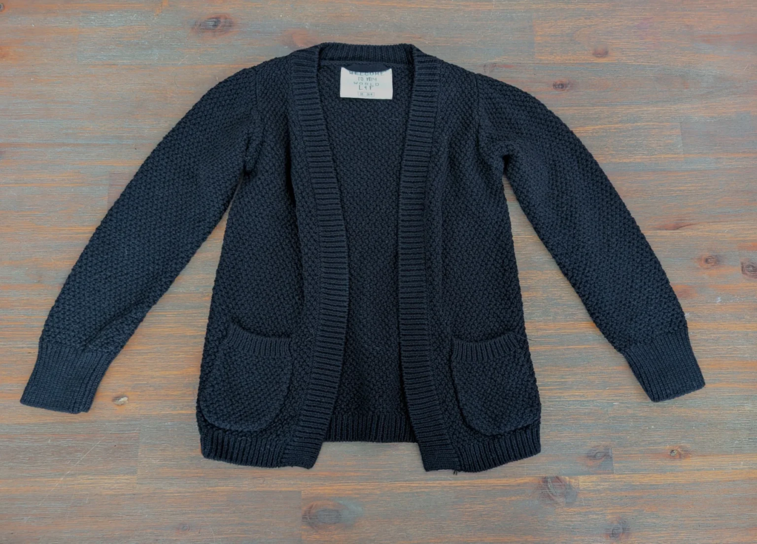 Featured image for Cardigan L et P apparel 18-24 mois