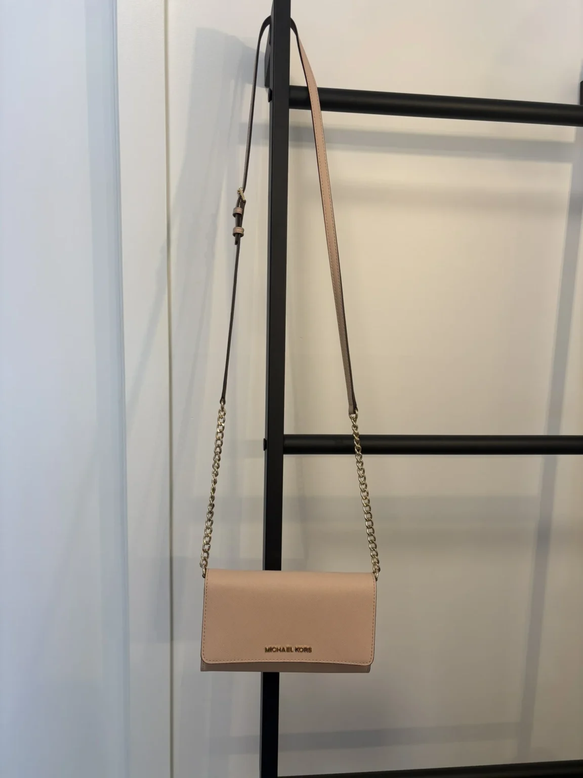 Featured image for Sac à main en cuir Michael Kors