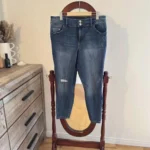 Featured thumbnail for Jean pour femme