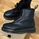 Featured thumbnail for Dr Martens 1460 Pascal bottes doublées