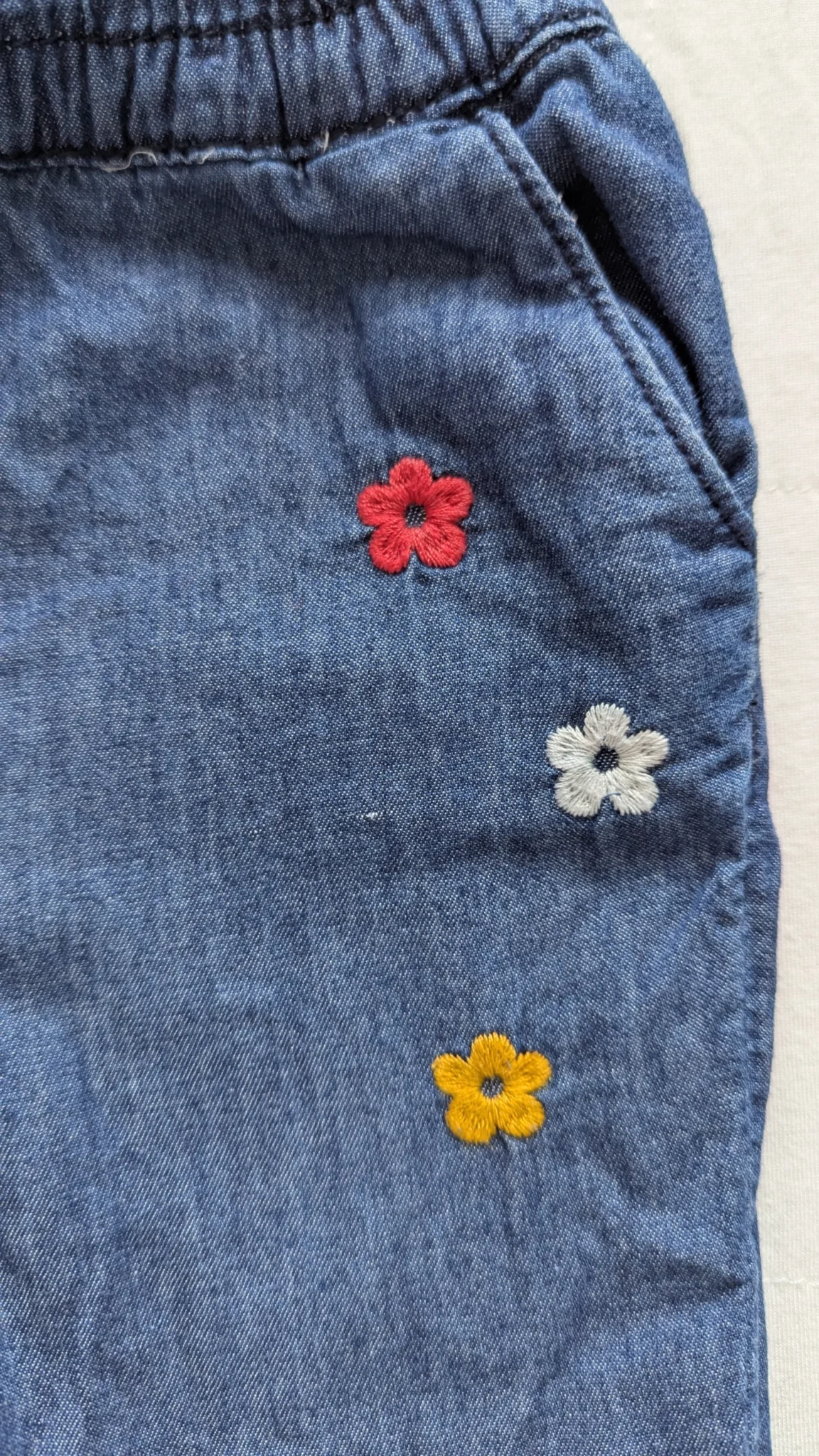 Image for 3-6 mois - jeans avec fleurs