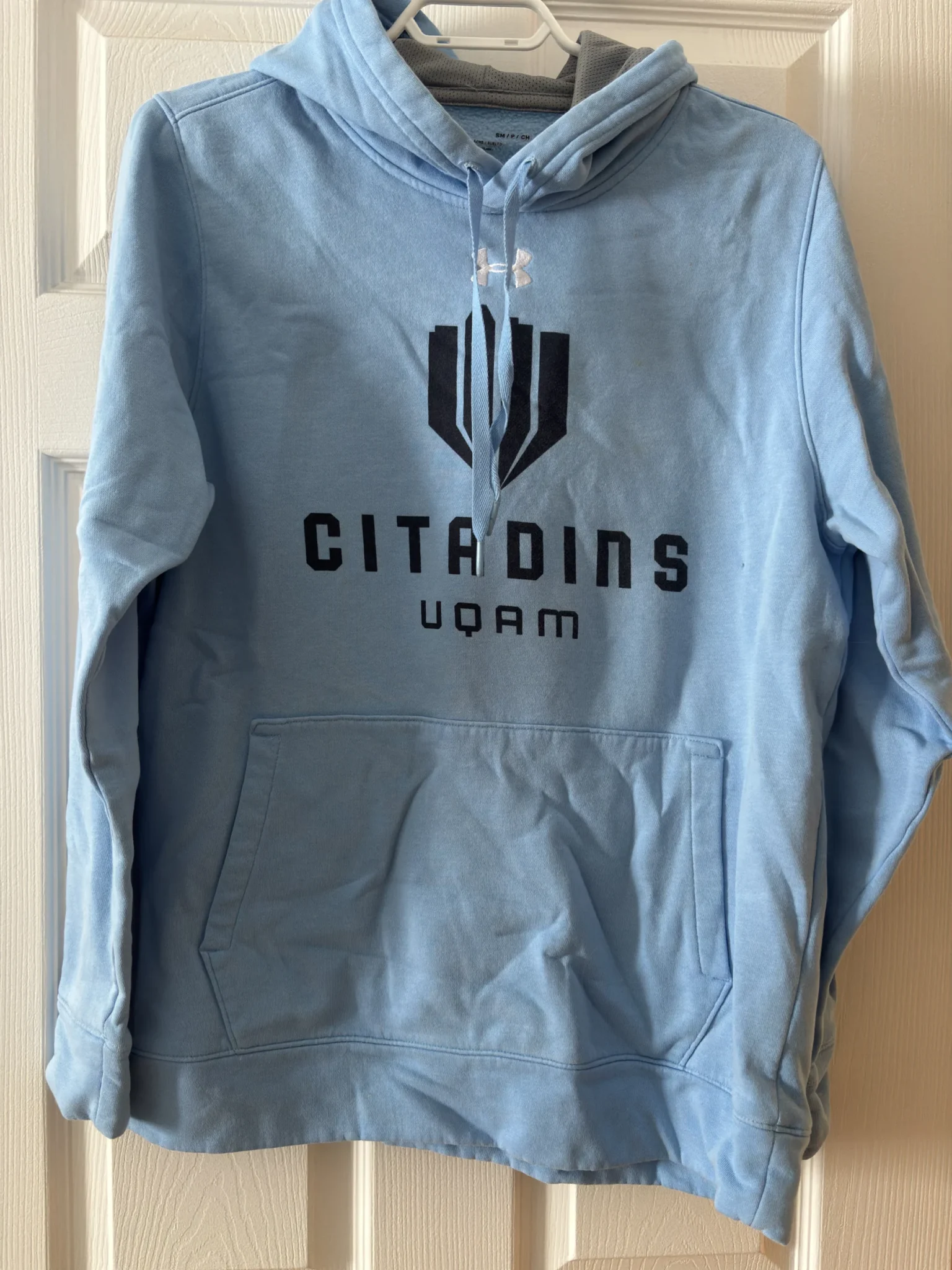 Featured image for Veste UQAM bleue Under Armour