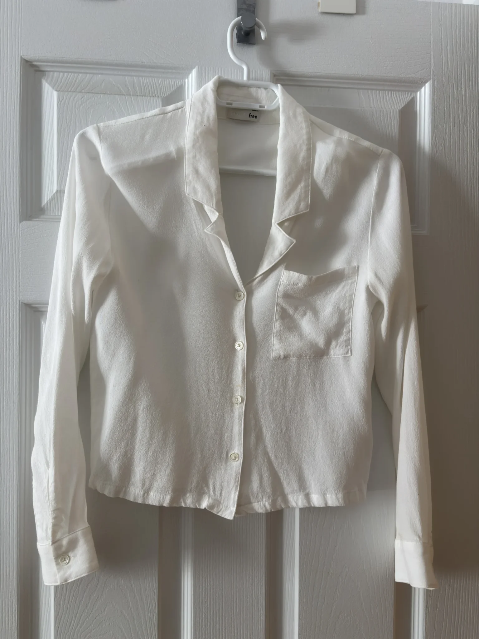 Featured image for Blouse blanche manches longues Wilfred Free