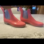 Featured thumbnail for Méduse Bottes de pluie Chelsea rose corail pour femmes - Taille US 7 NEW