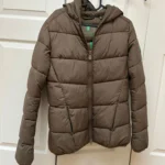 Featured thumbnail for Women's brown / khaki down puffer coat
