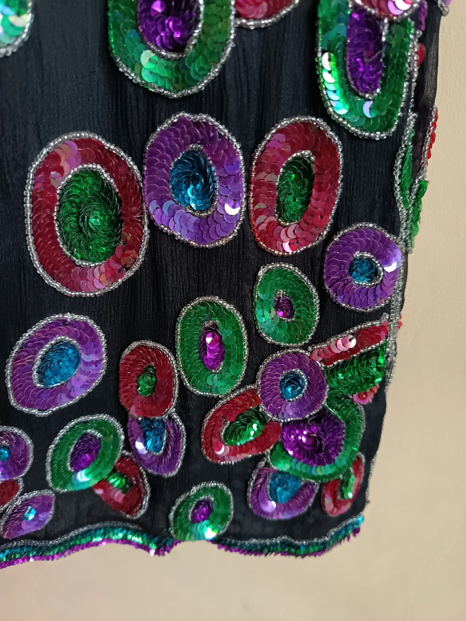 Image for Blouse en soie vintage brodée de sequins