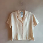 Featured thumbnail for Chemise en soie jaune beurre style vintage